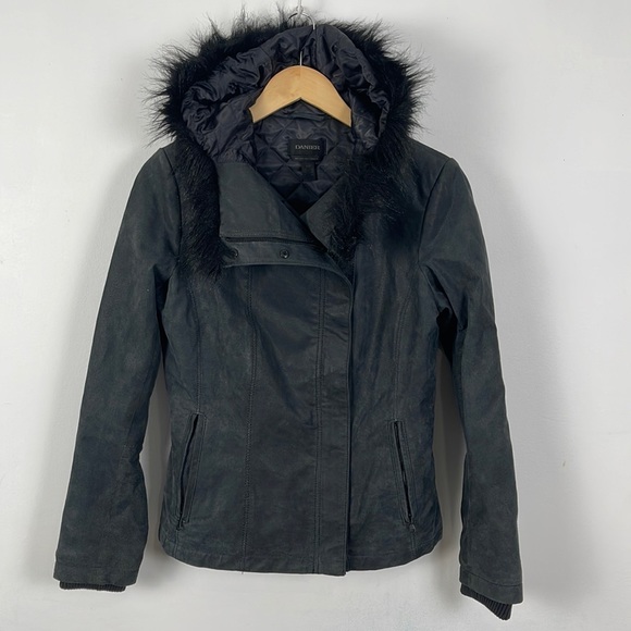 Danier Black Leather Fur Trim Moto Jacket - S - Picture 1 of 5